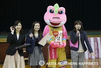 ハピネッツガールズとビッキーが「あきたこまち」を紹介!の内容を表示