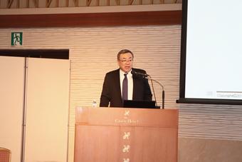 JA全農 戸井和久チーフオフィサーは「営農開発部の取り組みについて」と題し、世の中の変化や環境、これからの全農について講義の内容を表示