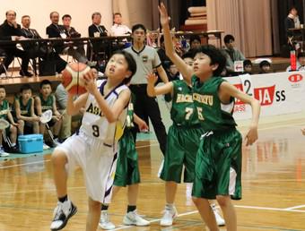 男子決勝戦 旭コンドルズvs八竜M・B・Cの内容を表示