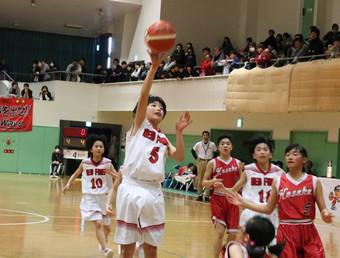 女子決勝戦　鷹巣RED FIRESvs小坂レッドウェーブの内容を表示