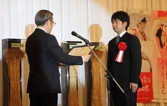 最優秀賞(秋田県知事賞)に輝いた高橋征志さん(JAこまち管内)の内容を表示