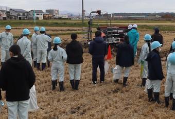 自動運転田植え機の実演の内容を表示