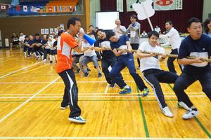 運動会の花形「綱引き」 。 佐藤副本部長からの「檄」が飛びます。の内容を表示