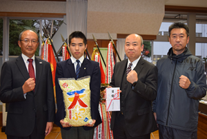 福島県立福島商業高等学校（男子バレー）の内容を表示