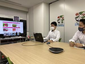 キックオフミーティングの様子の内容を表示