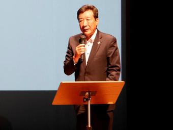 農畜水産物の海外戦略について報告する桑田会長の内容を表示