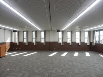 内観 会議室の内容を表示
