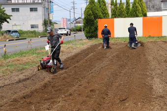 ミニ耕運機の操作体験の内容を表示
