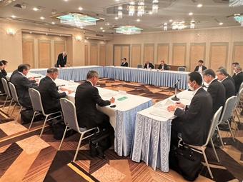 定時株主総会の様子の内容を表示