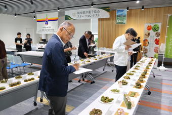 一次審査の様子の内容を表示