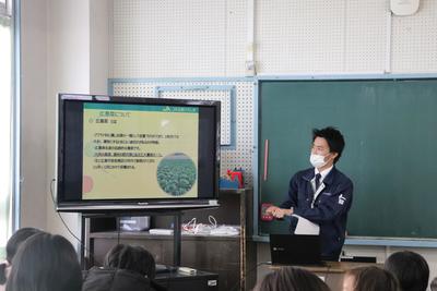 △広島菜について説明する職員の内容を表示