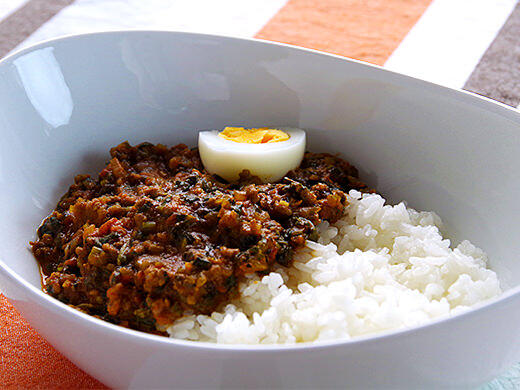 挽肉とほうれん草のカレー