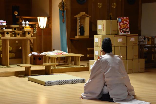 結城神社でのご祈祷の様子の内容を表示