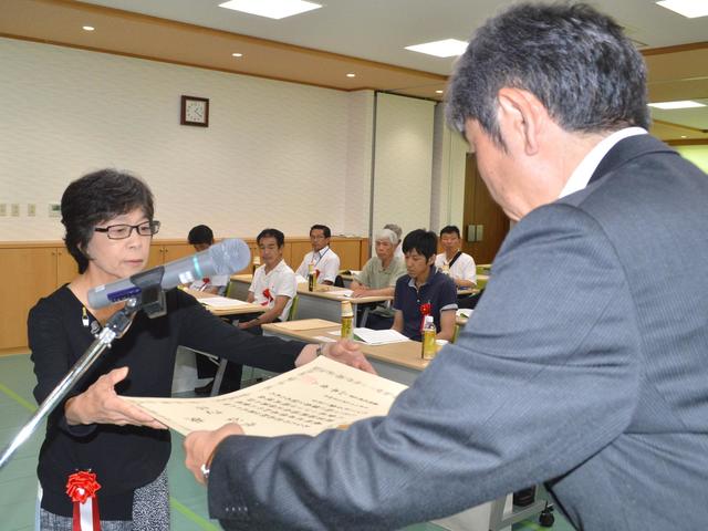 トマトの部・大臣賞の水谷さんの内容を表示