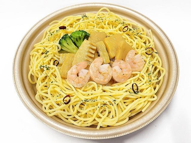 4月26日発売「海老と三重県産たけのこのペペロンチーノ」の内容を表示