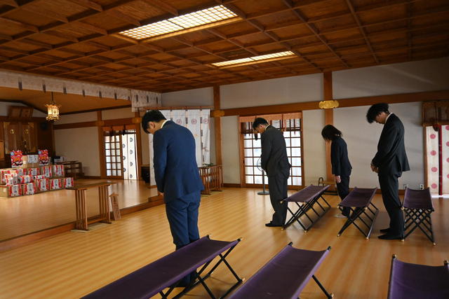 結城神社でのご祈祷の様子の内容を表示