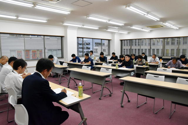 加工キャベツ出荷販売会議の内容を表示