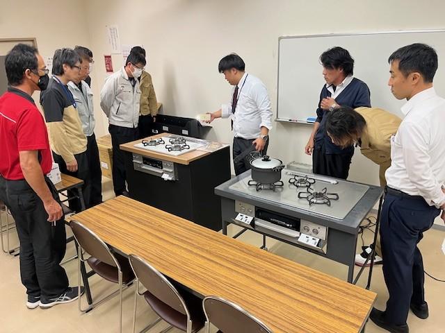 実演講習の様子の内容を表示