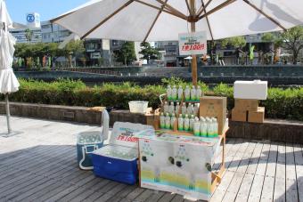 （ブースの様子）「徳島すだちウォーター」を販売しましたの内容を表示