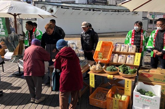 JA徳島市の販売の様子の内容を表示