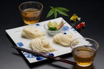 (調理例)半田手延べそうめん「阿波の糸」細麺の内容を表示