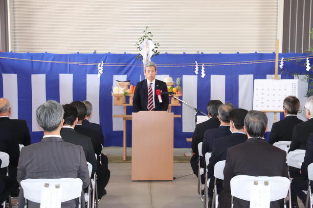 施主代表として感謝を述べる坂本雅彦県本部長の内容を表示