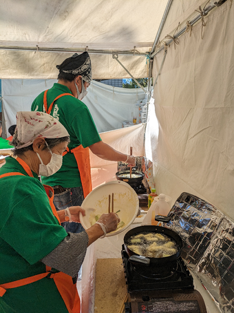 熱々の白ねぎの天ぷら、お客様に大好評でした!の内容を表示